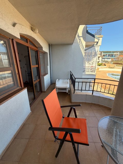 Spacious two-bedroom apartment with pool view in the Nessebar View complex, Košarica