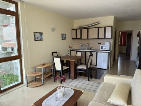 One-bedroom apartment in an ecological area near Sunny Beach - Golden Eye complex, Košarica