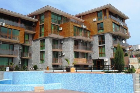 One-bedroom apartment in an ecological area near Sunny Beach - Golden Eye complex, Košarica
