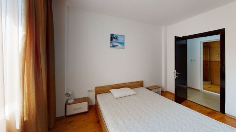 First row to the beach! Spacious two-bedroom apartment with sea view – Robinson Beach, in installments