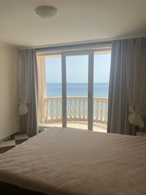 Apartment with incredible sea views – your new home in the Royal Marina complex, Elenite