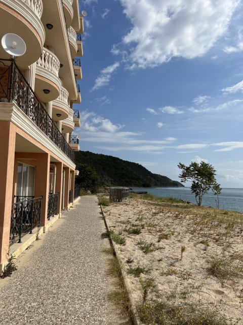 Apartment with incredible sea views – your new home in the Royal Marina complex, Elenite