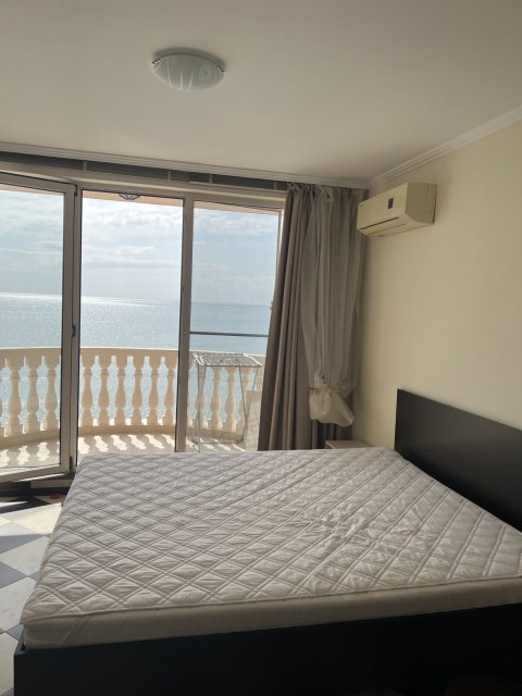 Apartment with incredible sea views – your new home in the Royal Marina complex, Elenite