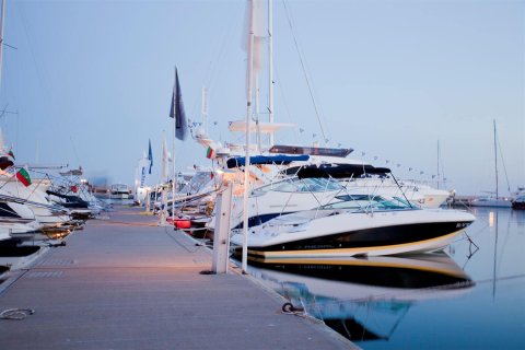 1st row | 2 bedrooms 67 m² | Installments up to 5 years | Privilege Fort Beach