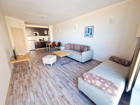 Spacious one-bedroom apartment with sea views in an exclusive first-line complex in Obzor, Bulgaria