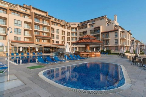 Spacious one-bedroom apartment with sea views in an exclusive first-line complex in Obzor, Bulgaria