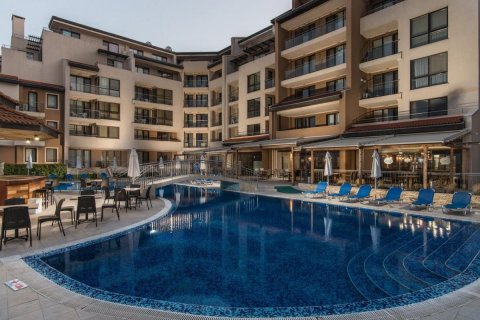 Spacious one-bedroom apartment with sea views in an exclusive first-line complex in Obzor, Bulgaria