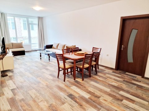 three-room apartment with sea view, two bathrooms, right on the beach, Byala