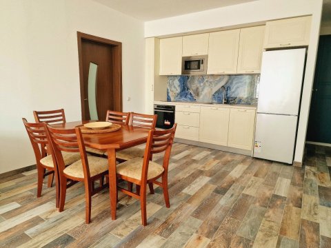 three-room apartment with sea view, two bathrooms, right on the beach, Byala