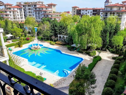 Unique, luxurious 4-bedroom maisonette just 300 m from the beach in Nessebar!