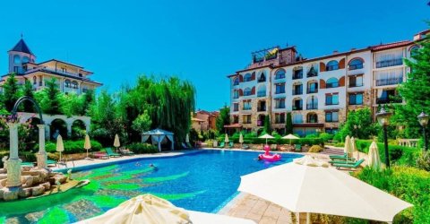 Unique, luxurious 4-bedroom maisonette just 300 m from the beach in Nessebar!