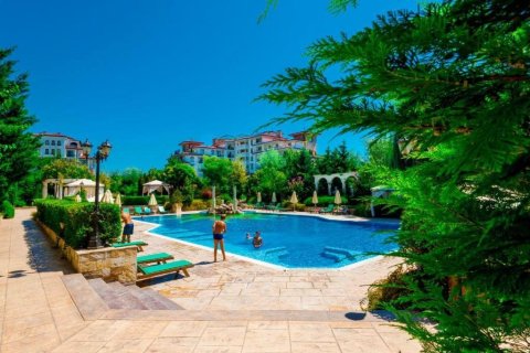 Unique, luxurious 4-bedroom maisonette just 300 m from the beach in Nessebar!