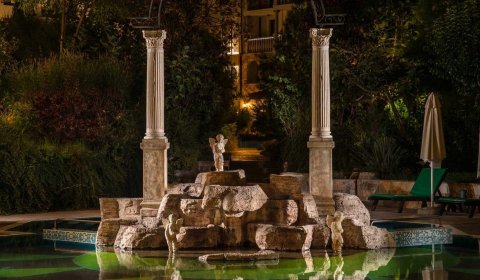 Unique, luxurious 4-bedroom maisonette just 300 m from the beach in Nessebar!