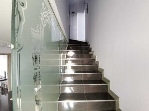 Unique, luxurious 4-bedroom maisonette just 300 m from the beach in Nessebar!