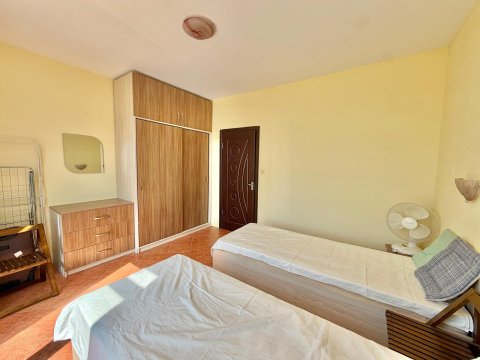 One-bedroom apartment with a spacious terrace in Sunny Beach!