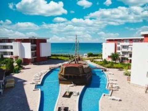 Spacious 1-Bedroom Apartment with Panoramic Sea View – Privilege Fort Beach, Sveti Vlas – Elenite