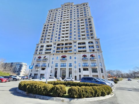 2-room apartment with panoramic sea views in Lazuren Bryag