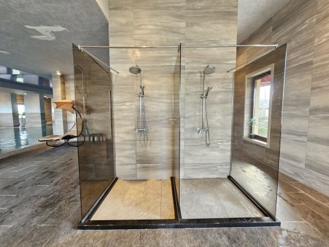 2-room apartment with panoramic sea views in Lazuren Bryag