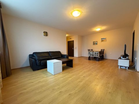 Spacious 2-room apartment, Viyana complex, Nesebar