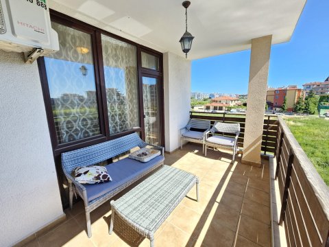 Spacious 2-room apartment, Viyana complex, Nesebar