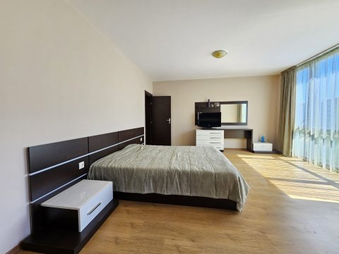 Spacious 2-room apartment, Viyana complex, Nesebar