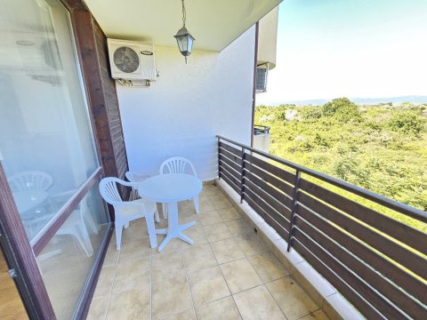 Spacious 2-room apartment, Viyana complex, Nesebar