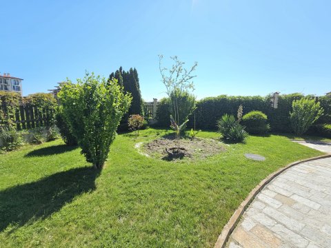 Spacious 2-room apartment, Viyana complex, Nesebar