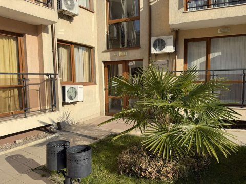 One-bedroom apartment in Sunny Beach resort 5 minutes from the beach, Chayka district - Next to Lidl