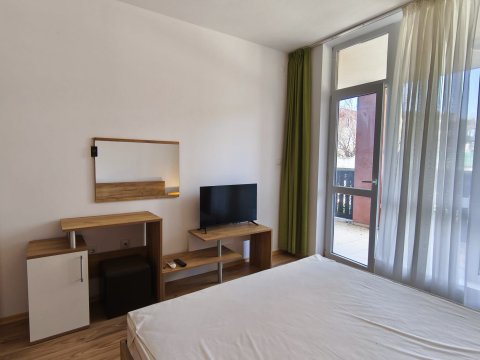 Spacious one-bedroom apartment in the gated complex Chateau Aheloy 2 with swimming pools in Aheloy