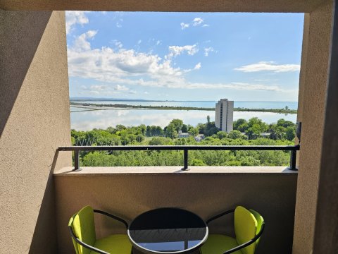 One-room apartment with panoramic sea view in the "Azure Beach" residence, Burgas, Zornica district