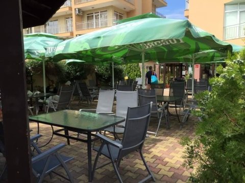 TOP LOCATION! One-bedroom apartment next to the Mladost supermarket in Sunny Beach