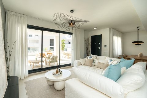 Exclusive apartments with sea views, close to golf, Benalmádena