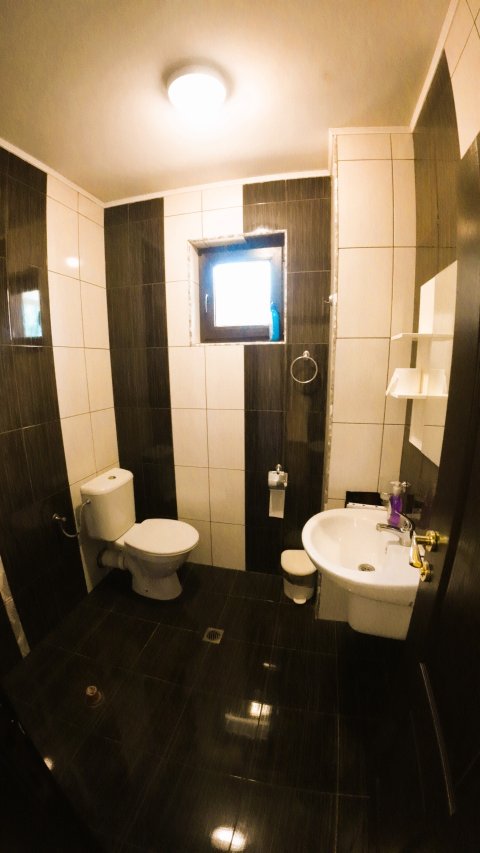 Sale of a two-story house with AKT 16