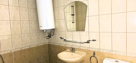 Beautiful family hotel with restaurant for sale in the central part of Ravda