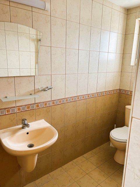 Beautiful family hotel with restaurant for sale in the central part of Ravda