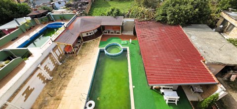 Beautiful family hotel with restaurant for sale in the central part of Ravda