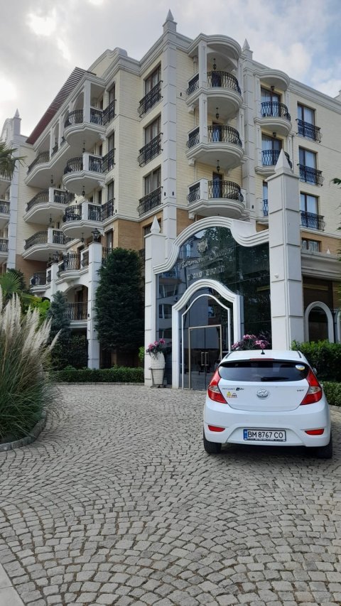 🌟 Beautiful luxury three-bedroom apartment in Harmony Suites Grand Resort, Sunny Beach 🌴