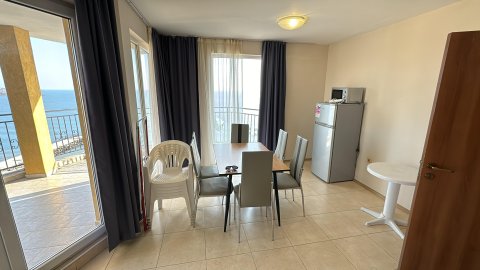 Flat 3 rooms 155 m², Pomorie, Aheloy, Bulgaria