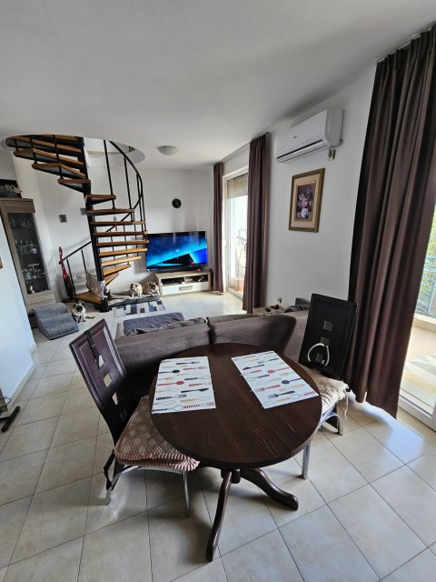 🏡 Просторный трехкомнатный мезонет в Солнечном Береге - Солнечный день 3