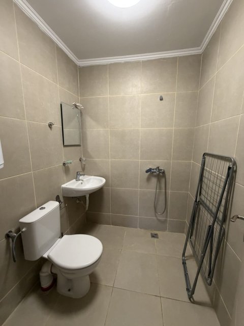 Новый, полностью меблированный одноэтажный дом недалеко от Каблешкова - без платы за обслуживание.