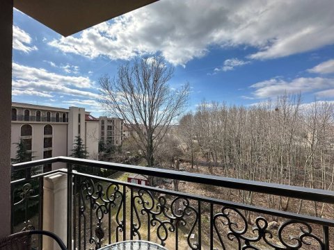 Two-room apartment in Cascadas