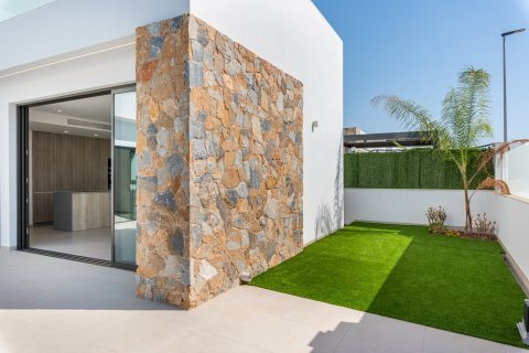 Luxury detached chalet, 2 km from the sea with private pool, San Javier