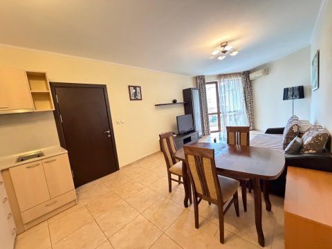 Two-Bedroom Apartment in Apollon 6 Complex with Pool View