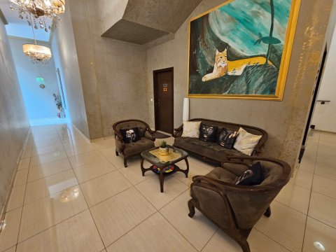 Продается студия/офис рядом с нотариусом Чуткиным