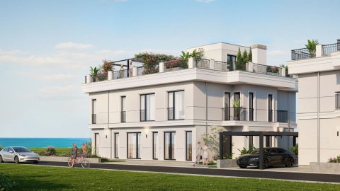 "8 Del Mar" - beachfront accommodation by the sea