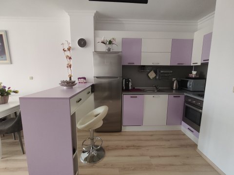 One bedroom apartment for sale in a gated complex in Sveti Vlas