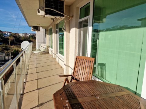 Spacious three-bedroom with two bathrooms, right on the beach, Byala