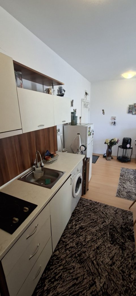 Двустаен в Sunny Day 5