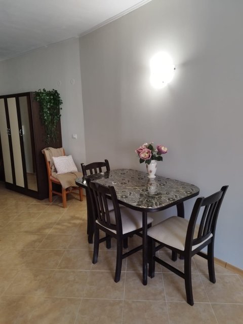 Просторно студио за продажба в комплекс Sunset Beach 1 с минимална такса поддръжка