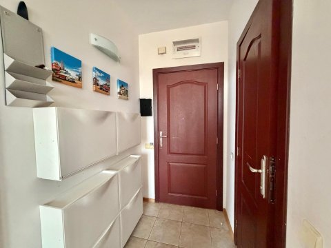 Тристаен апартамент в Слънчев Бряг! Изгодна цена!